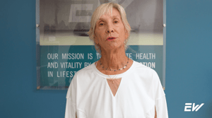 A women talking about her positive experience taking pilates classes at EW Motion Therapy.